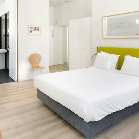 Apartment Ascensor Da Bica - Serviced