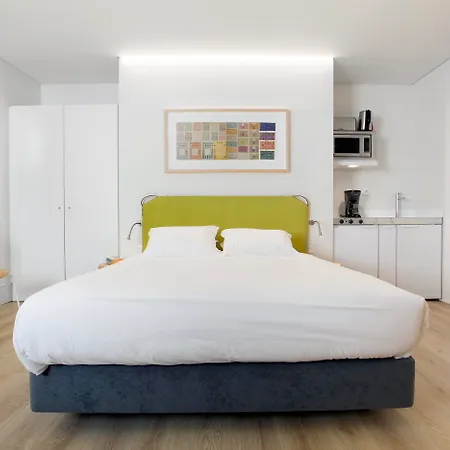 Ascensor Da Bica - Serviced Apartment