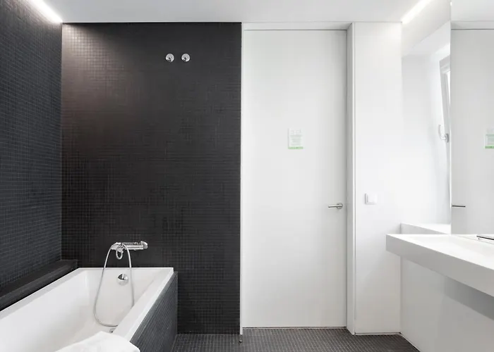 Apartamento Ascensor Da Bica - Serviced Lisboa