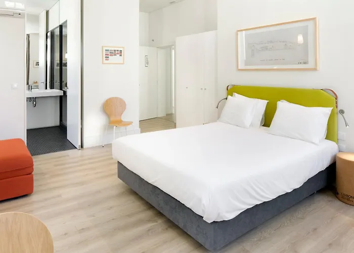 Appartement Ascensor Da Bica - Serviced