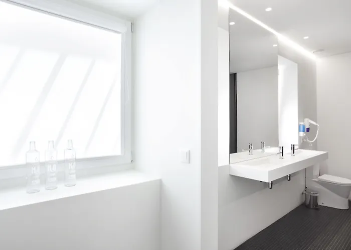 Ascensor Da Bica - Serviced *