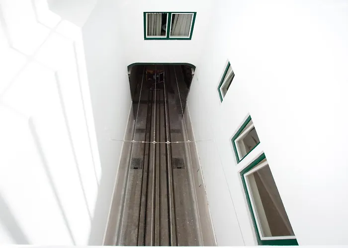 Appartement Ascensor Da Bica - Serviced Lissabon